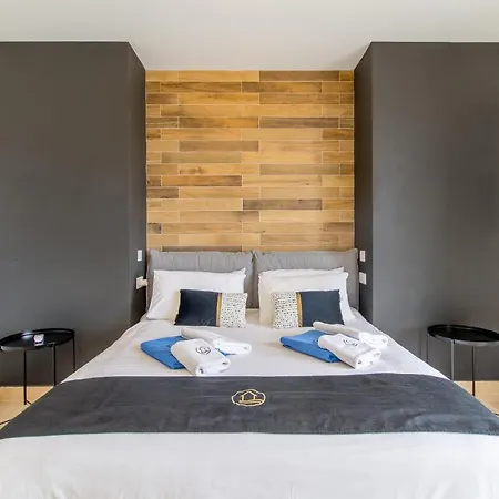 Wellness Hygge Modern Gozitan - Happy *