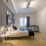 Wellness Hygge Modern Gozitan - Happy *